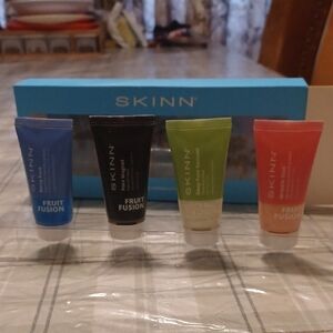 SKINN Fruit Fusion Skincare Mask Set - Blue, Black, Green, Coral